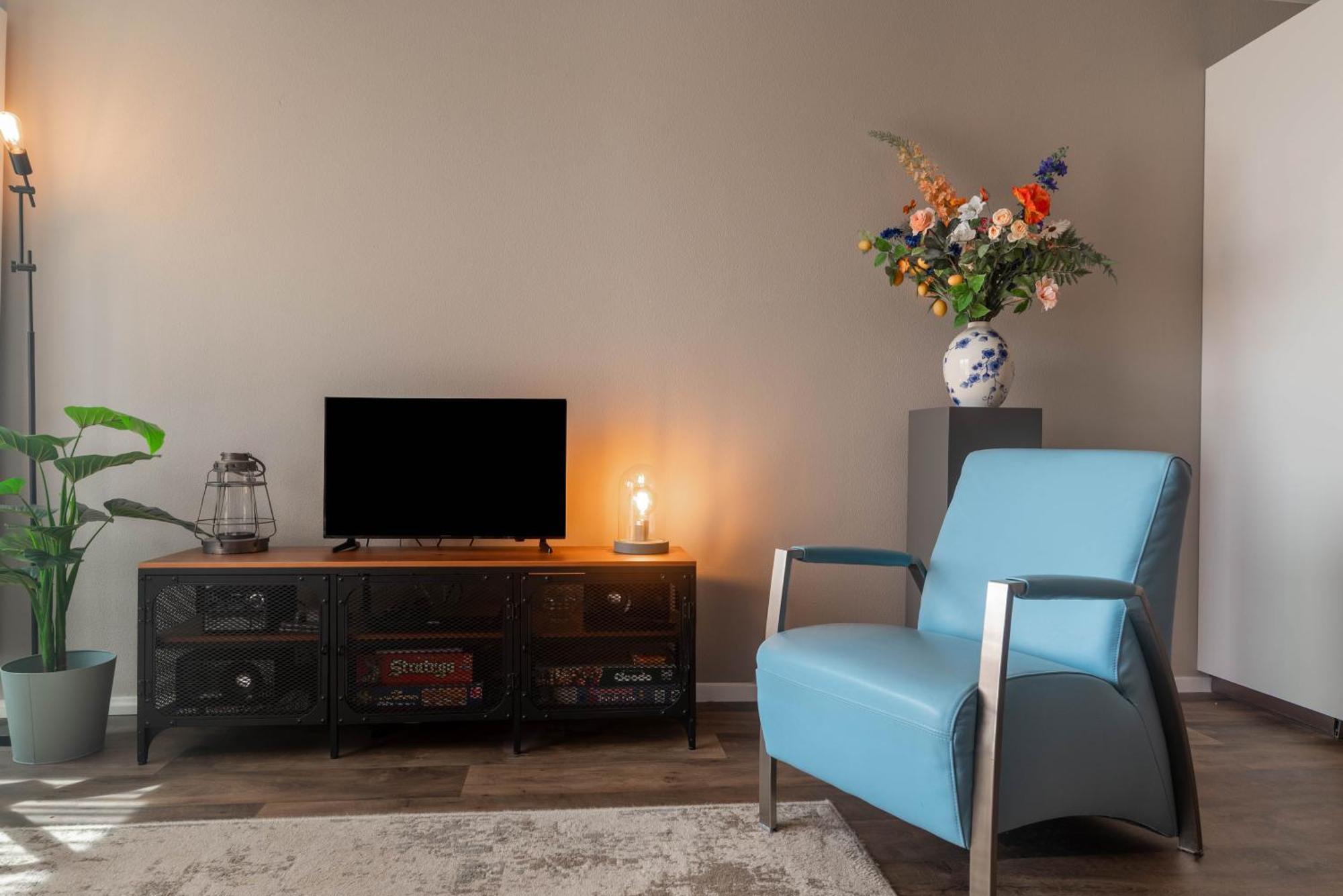 Zuiderzeestate 35, Prachtig Appartement Aan Het Ijsselmeer Makkum Esterno foto
