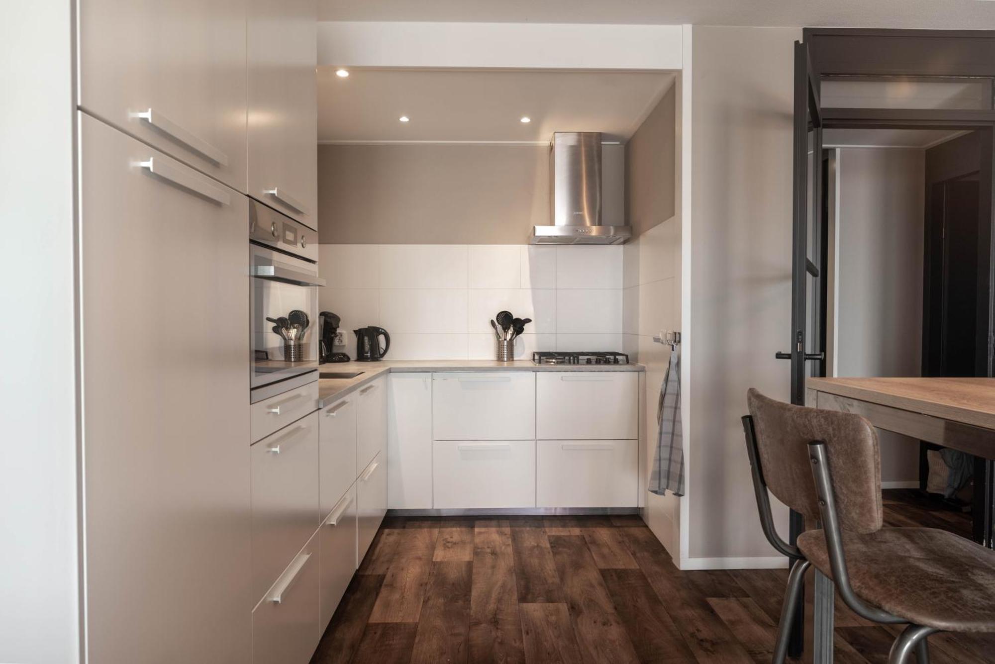 Zuiderzeestate 35, Prachtig Appartement Aan Het Ijsselmeer Makkum Esterno foto