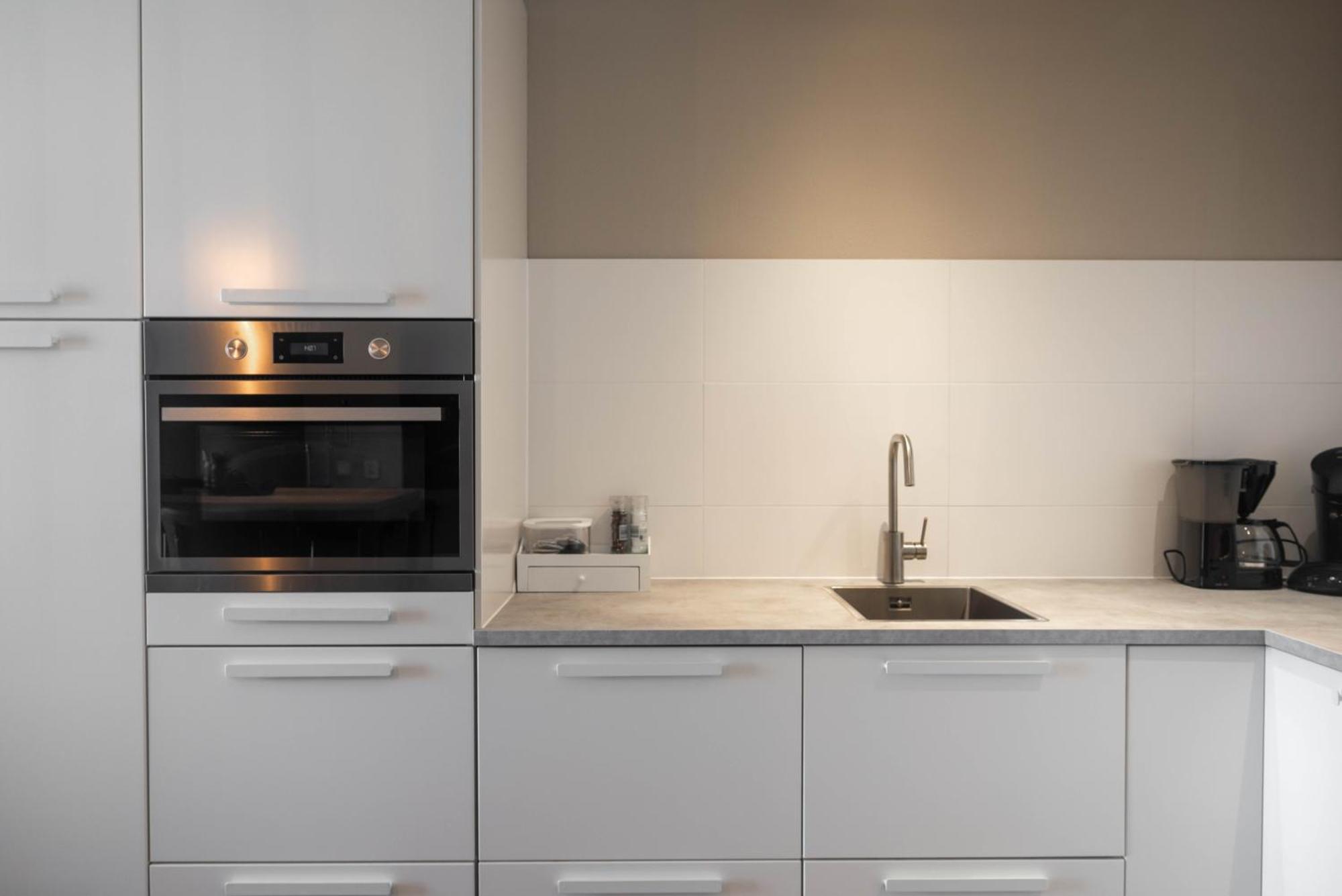 Zuiderzeestate 35, Prachtig Appartement Aan Het Ijsselmeer Makkum Esterno foto