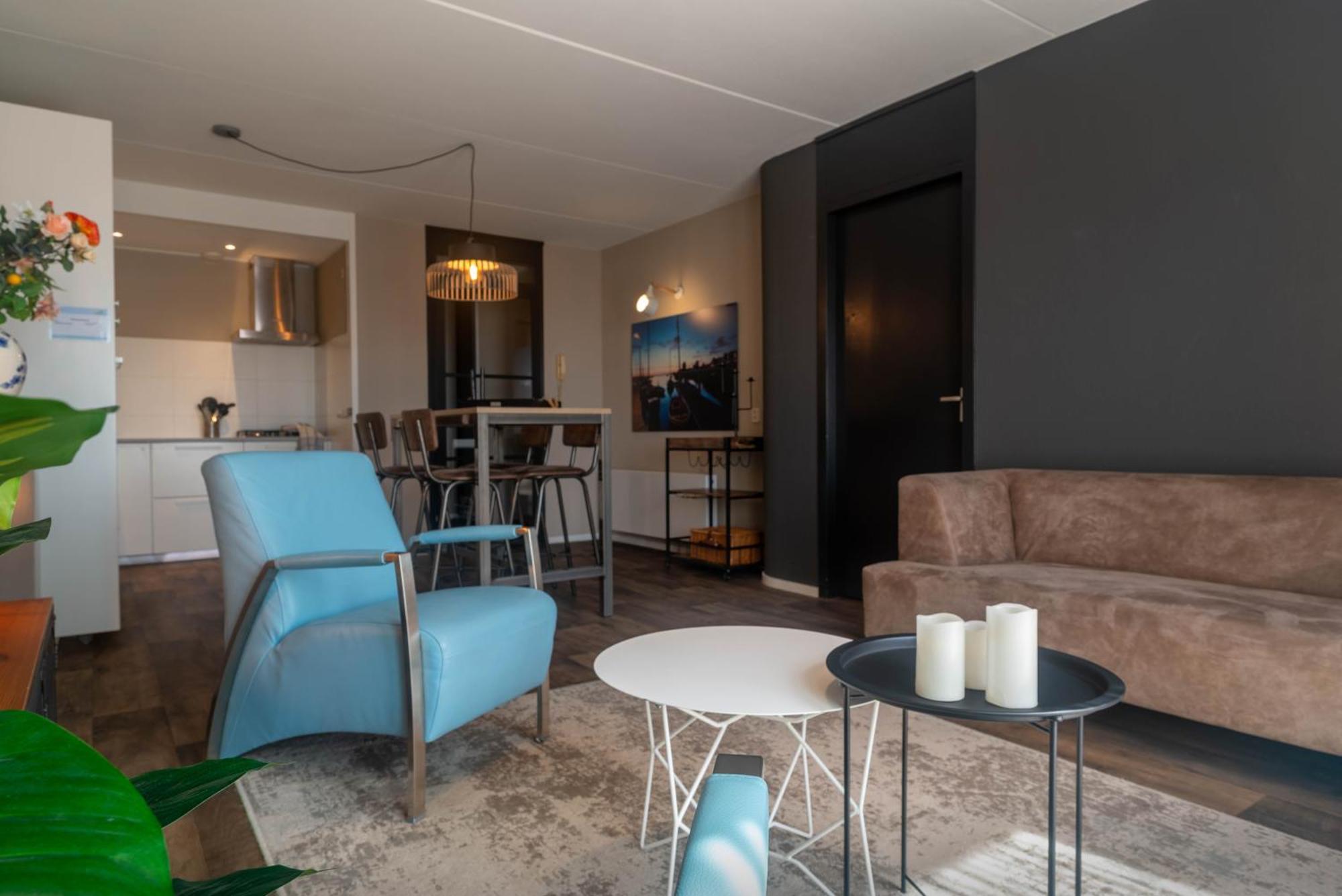 Zuiderzeestate 35, Prachtig Appartement Aan Het Ijsselmeer Makkum Esterno foto