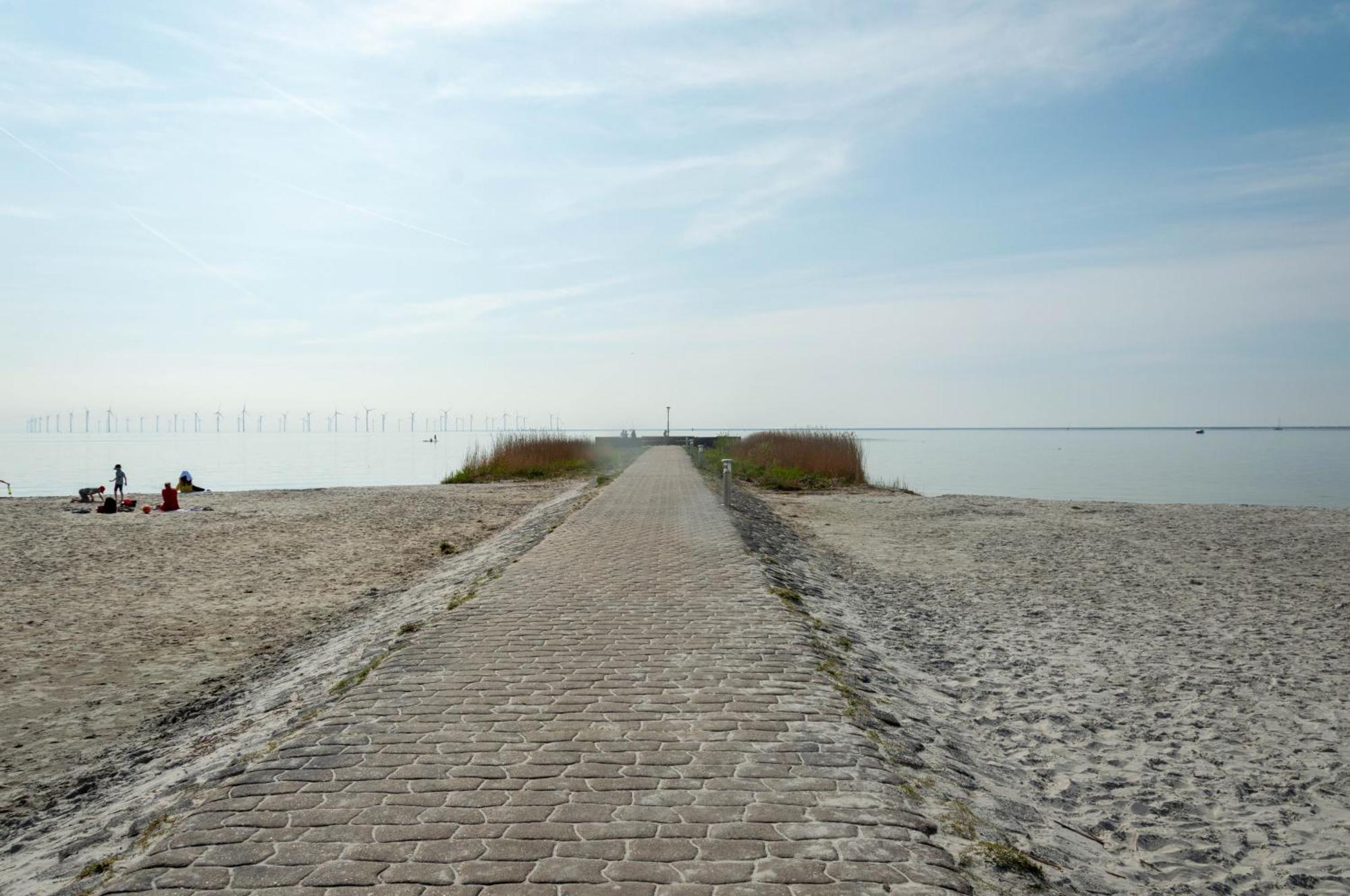 Zuiderzeestate 35, Prachtig Appartement Aan Het Ijsselmeer Makkum Esterno foto