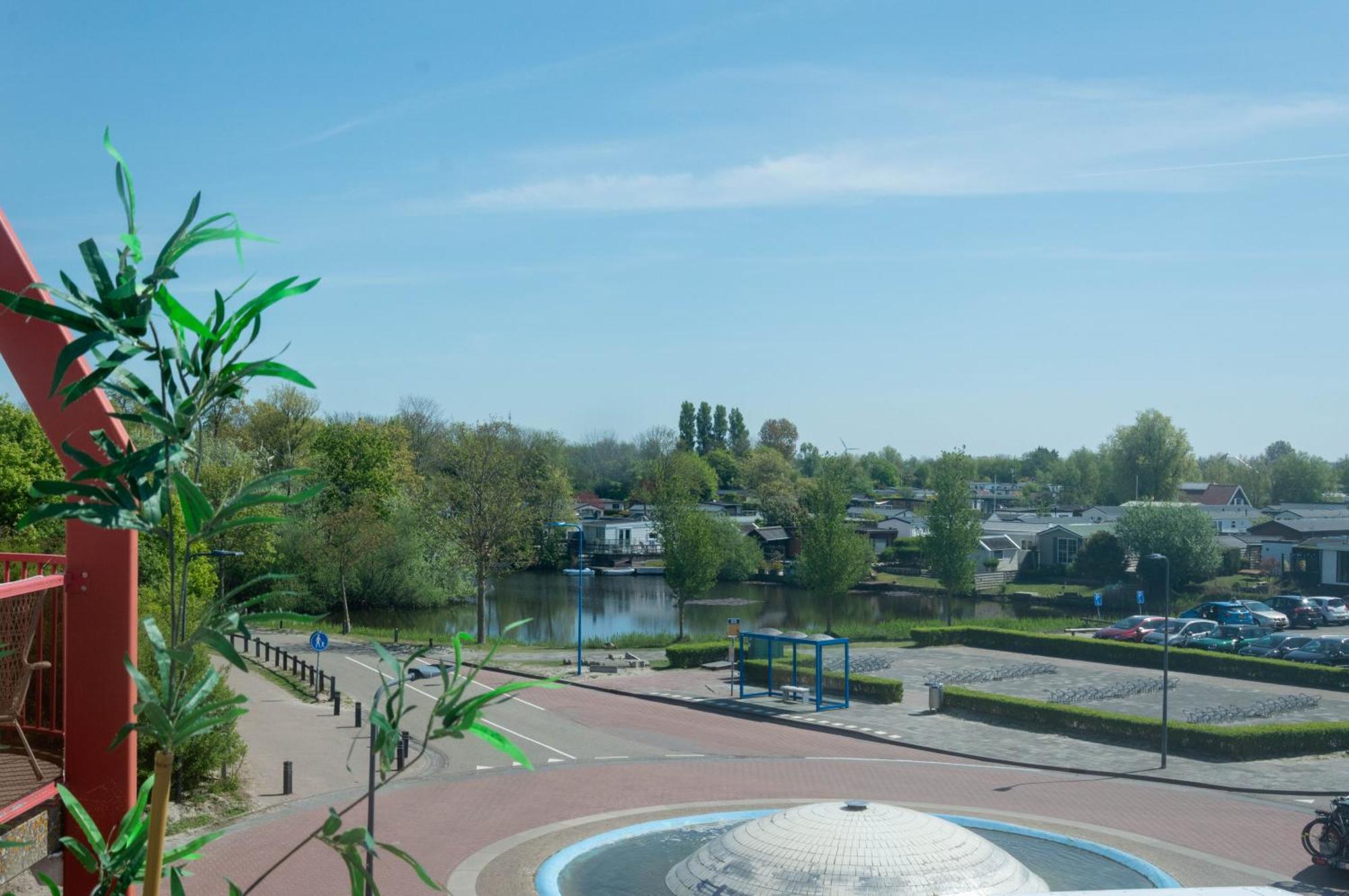 Zuiderzeestate 35, Prachtig Appartement Aan Het Ijsselmeer Makkum Esterno foto